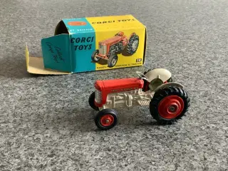 Corgi Toys No. 50 Massey-Ferguson 65 Tractor