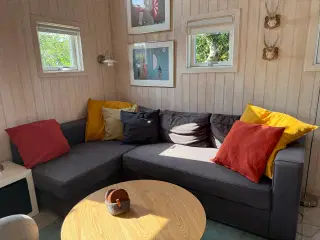 Sove sofa med opbevaring 