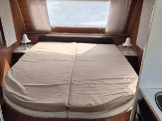 Velholdt Adria Altea 512 PU campingvogn sælges