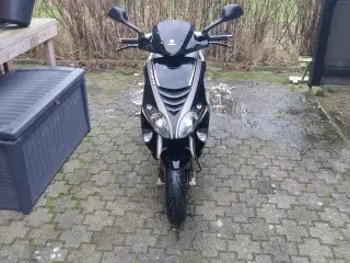 Piaggio scooter 45