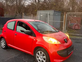 Fin økonomisk bil perfekt by bil 