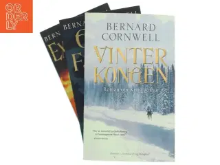 Sagaen om Kong Arthur - Vinterkongen, Guds fjende og Excalibur af Bernard Cornwell (Bind 1-3)