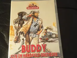 Buddy gir en håndfuld øretæver 