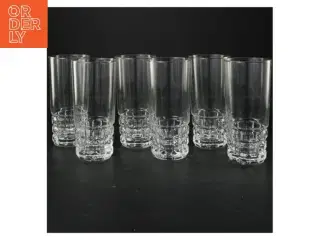 Sæt af seks vandglas med mønstret design (str. 14,5x7 cm)