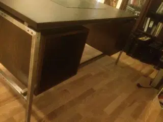 Et fint gammmel skrivebord