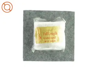 Ladies Full Length raincoat with Hood i pose