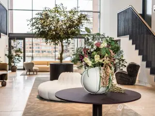 Flerbrugerejendom med fælles kantine og mødelokaler på Østerbro