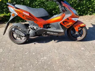 Scooter Pgo g max 30 km