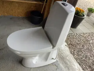 Toilet med soft close sæde