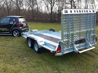 Brian James Digger Plant 3217