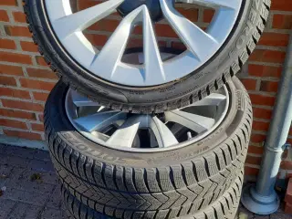 Tesla 3 vinterhjul 19" originale Pirelli