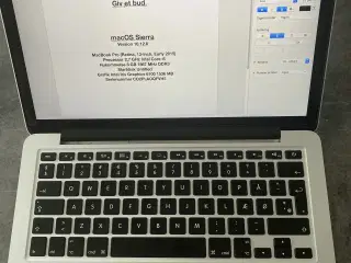 MacBook Pro fra 2014, alt fungere som ny.