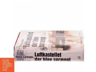 Luftkastelletderblevsprngt Stir up a Hornets&#39; Nest of Girl. Shi Dige Larsen. the Danish Original. Hardcover](chinese Edition) af Stieg Larsson (Bo