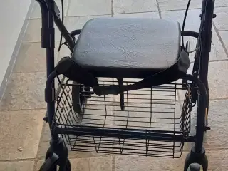 Rollator med sæde 