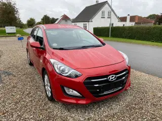 Hyundai i30 1,6 CRDi 110 EM-Edition CW