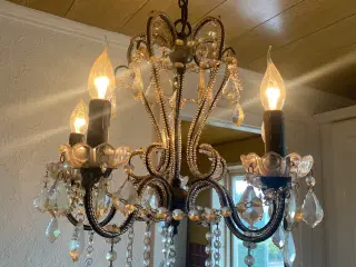 Loftslampe med prismer
