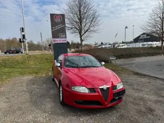 Alfa Romeo GT 2,0 JTS
