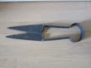 Gammel Får saks, desværre er den ene spids knækk