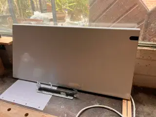 Adax elradiator 1000W med termostat.