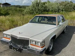 Cadillac Fleetwood 6.0 V8