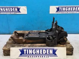 Massey Ferguson 6465 Hitch 3792545M93