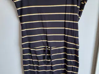 Pæn Sort Only Kjole m gul strib
