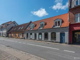 Charmerende lejemål beliggende centralt i Roskilde