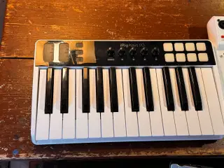 IK Multimedia iRig Keys I/O 25