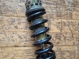 Yamaha GTS1000 støddæmper