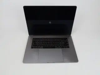 Apple Macbook Pro 15,4"
