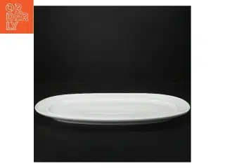 Hvidt serveringsfad (str. 39,5x23,5 cm)