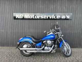 Kawasaki VN 900 Custom