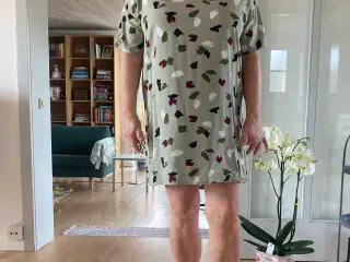 Multifarvet hverdagskjole / tunika str XL