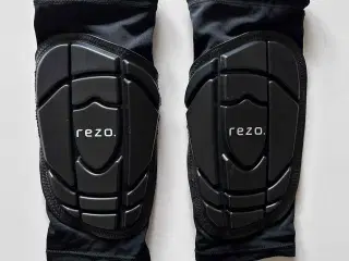 Rezo PU benskinner, str. S