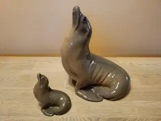 Porcelæn Stor Søløve nr. 265 meget flot.