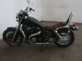 Motorcykel HONDA