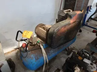 KOMPRESSOR, Quin