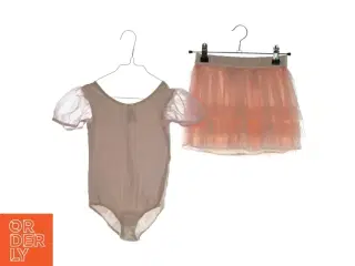 Sæt med bodystocking og nederdel fra H&M og dancewear (str. bodystocking 122-128 og nederdel 116)