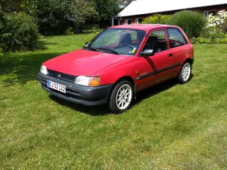 Toyota Starlet 1,3 XLI Chaser årg. 1995