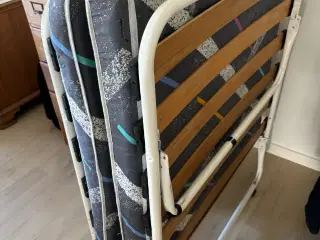 Gæsteseng - foldbar.