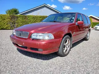 Volvo V70 St-car