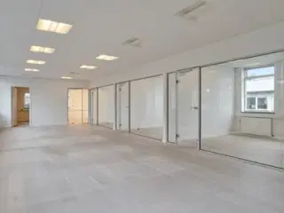 Præsentabelt kontor med god beliggenhed tæt på DTU