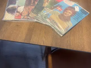 Gamle Familiejournal fra 1962 sælges.