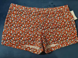 Nye shorts str 44 H&M 