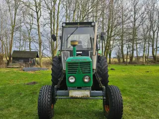 Fin Deutz med vogn 