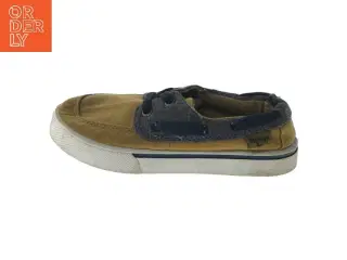 Børnesko fra OshKosh fra OshKosh (str. 28 )