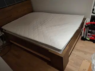 Seng str.140x200.cm.