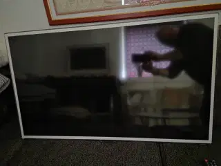 Samsung 40" Smart TV