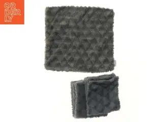 Sæt af tre grå mikrofiberpudebetræk 40x40 cm fra Living (3 stk)