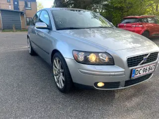 Volvo s40 1,6 nysynet 